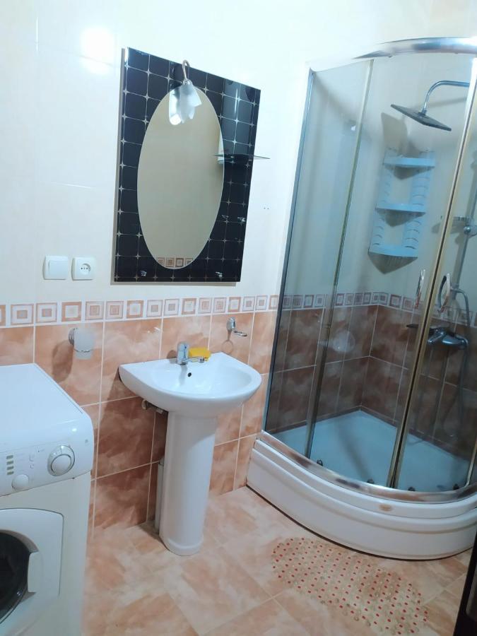 Apartment On 26 May Str Batumi Exterior photo